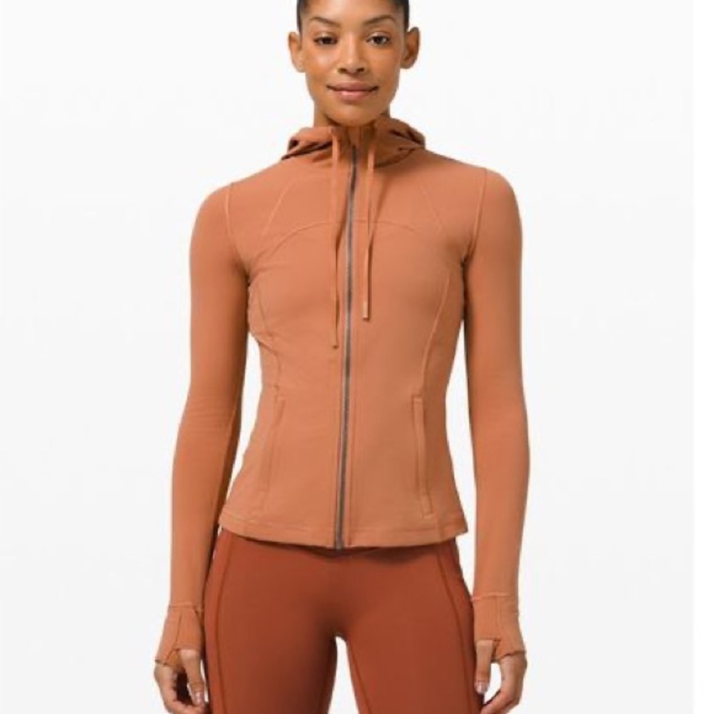 Lululemon Athletica Women's Top in Rust Orange